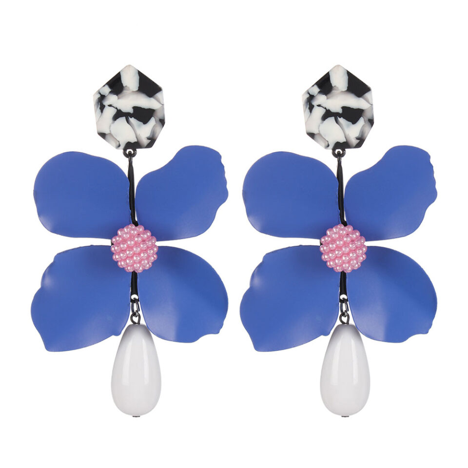 trendy long earrings for woman