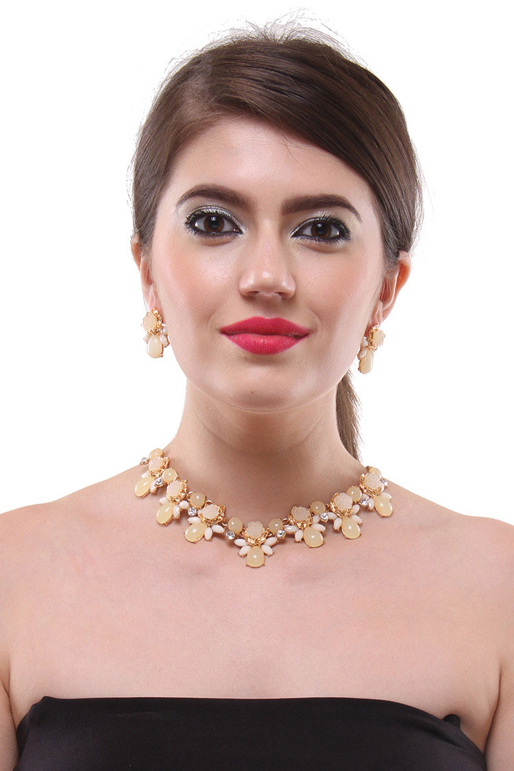 necklace for festival