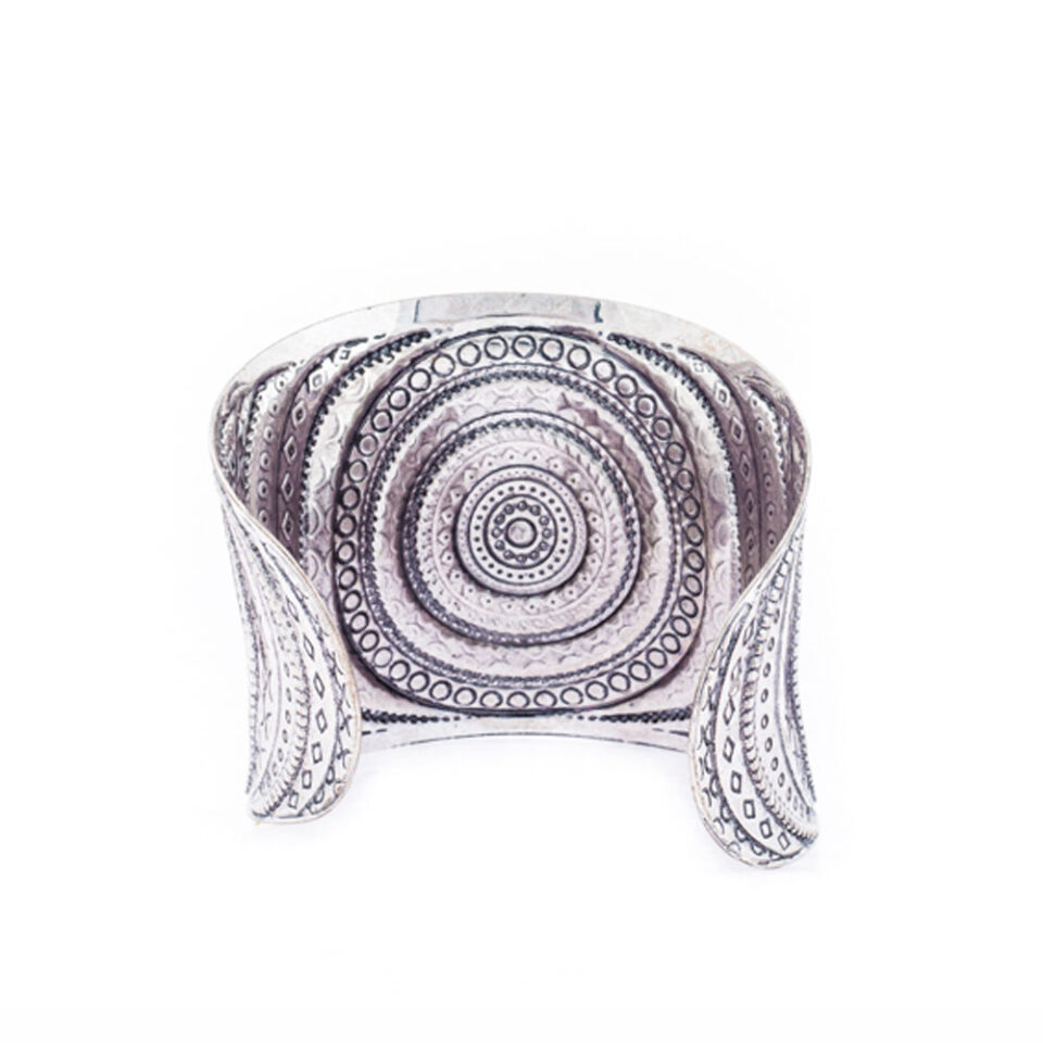 fashionable bracelet