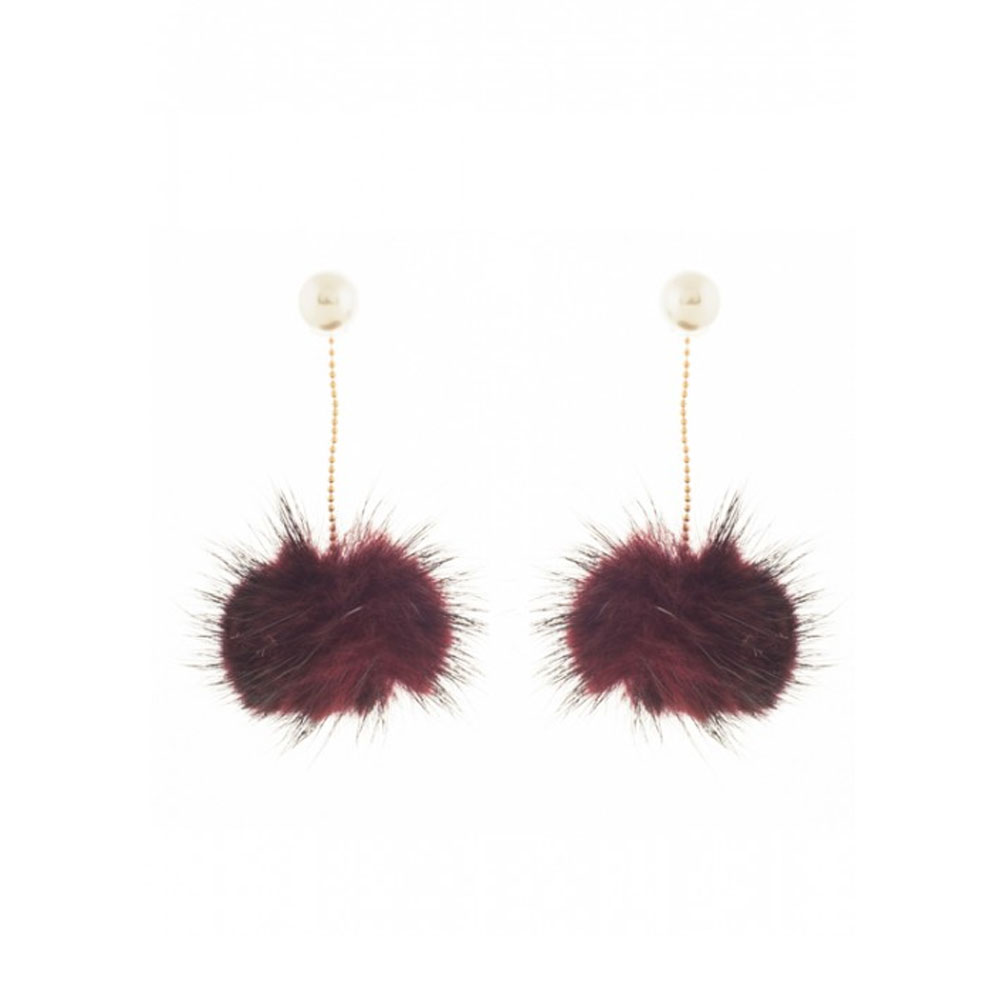 Pom-pom-Fur-Wine1