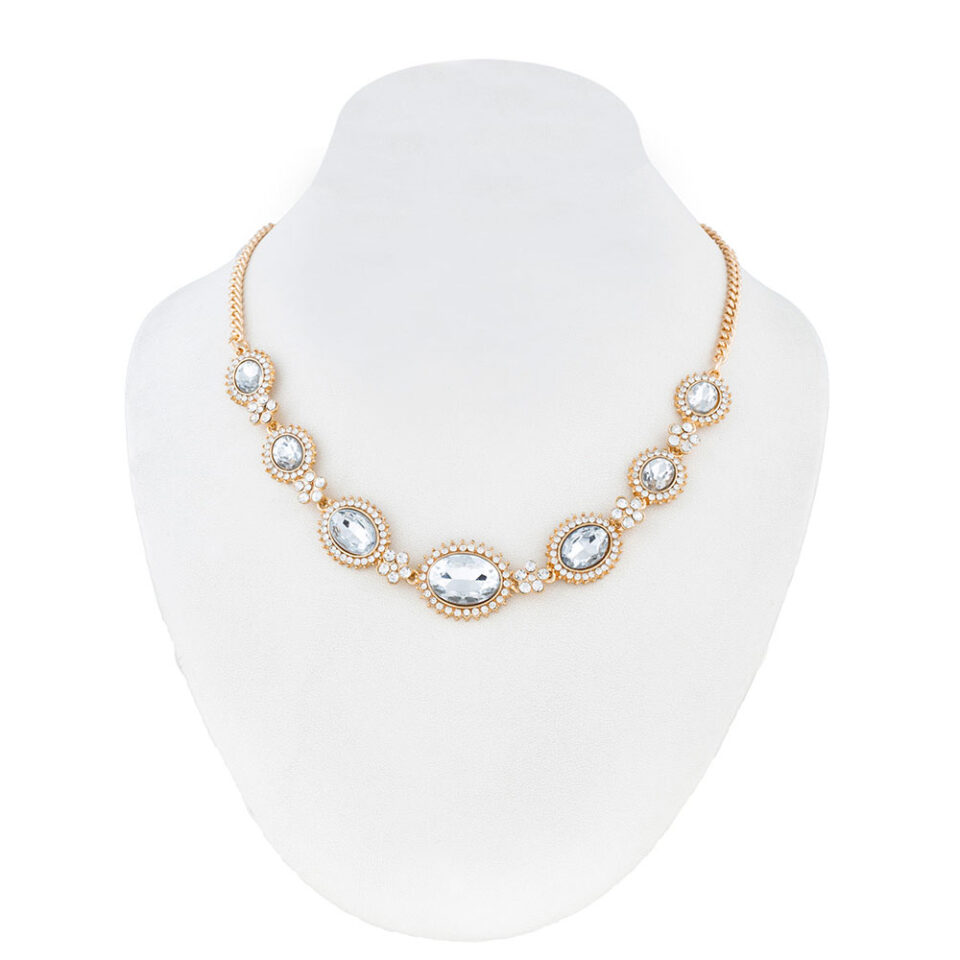 elegant white necklace
