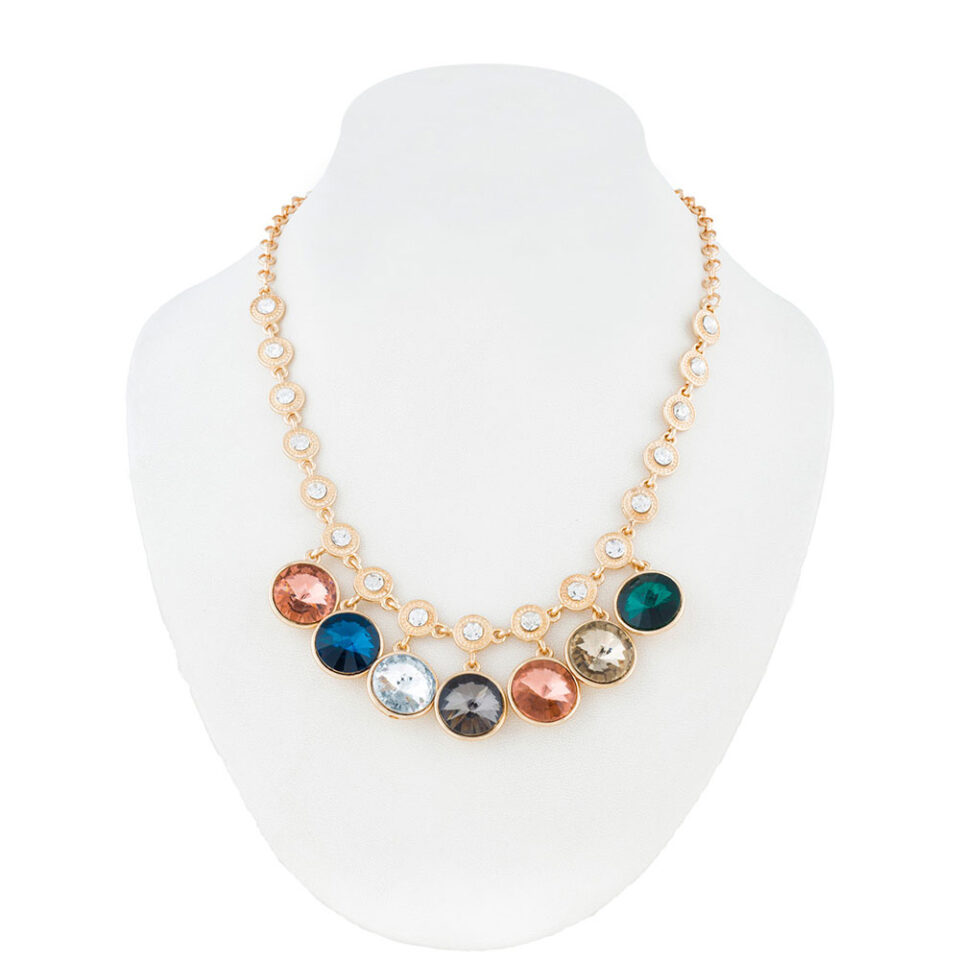 trendy necklace
