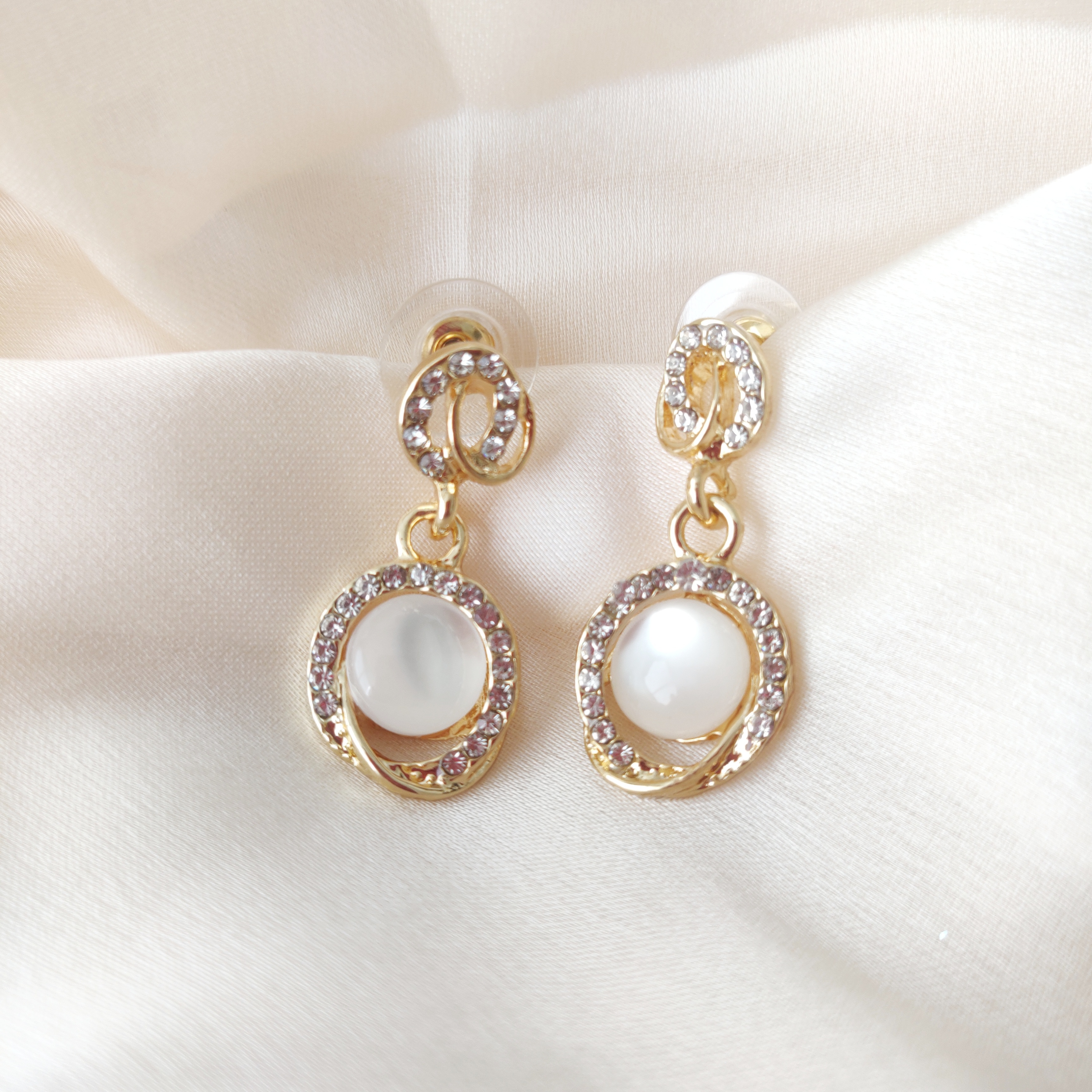 Pearl Drop Earrings