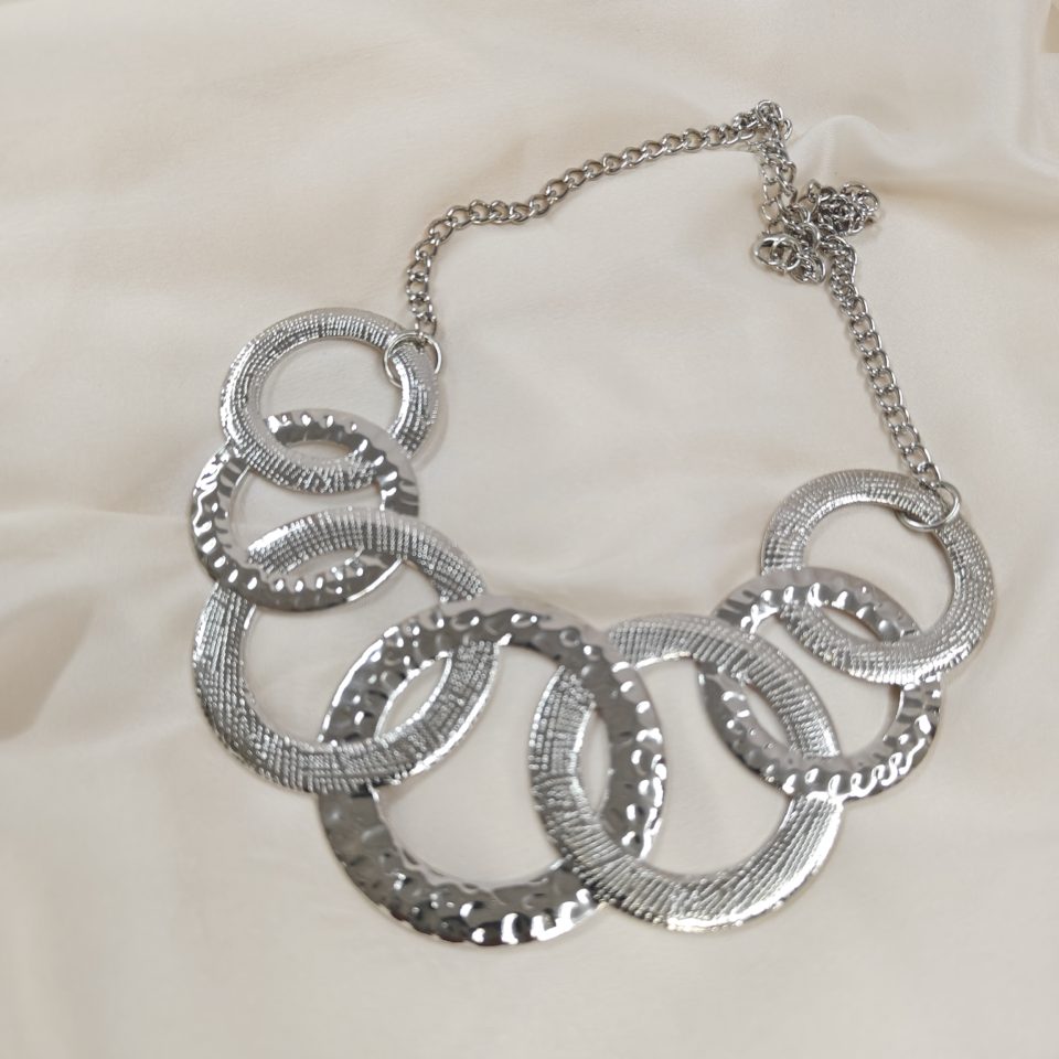 fashion necklace