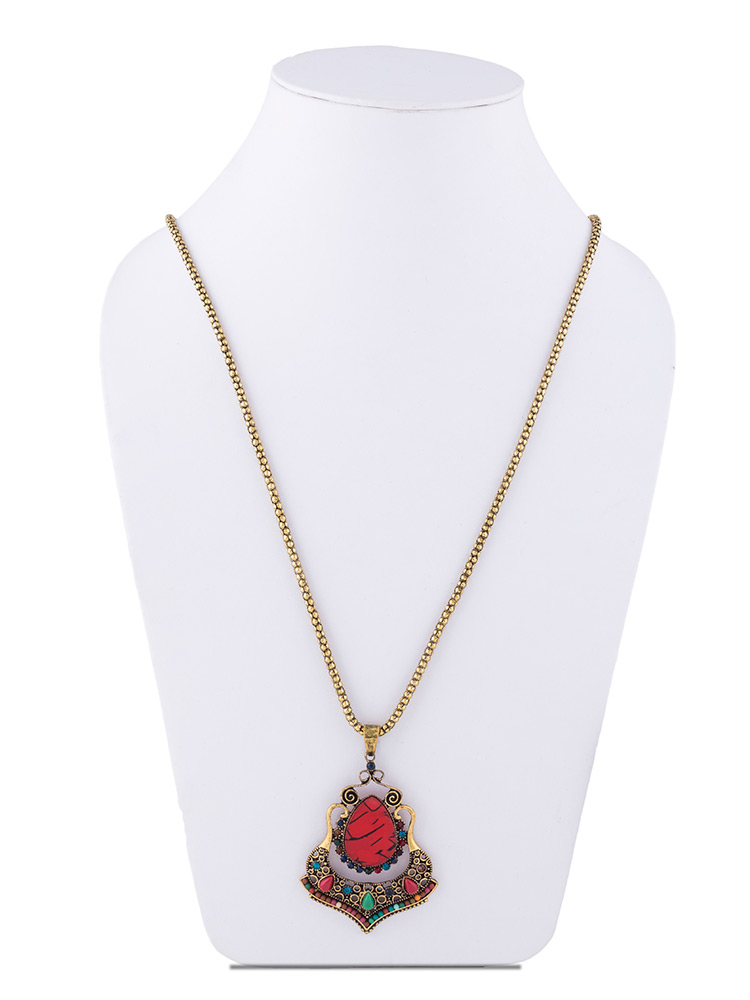 long chain pendant necklace for fashion trends