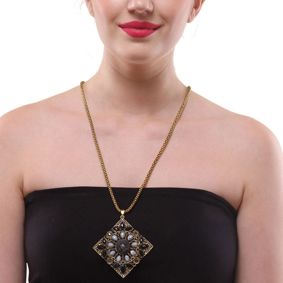 contemporary jewelry for women