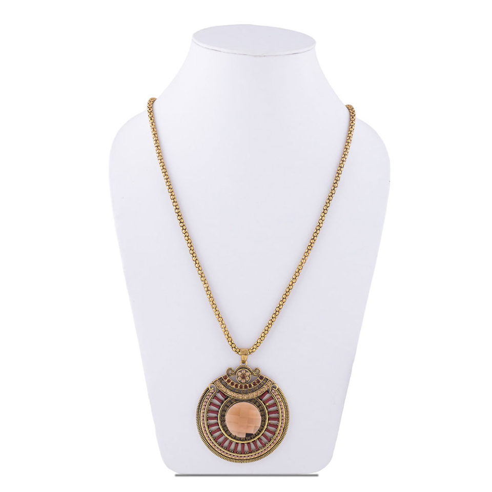 necklace with pendant