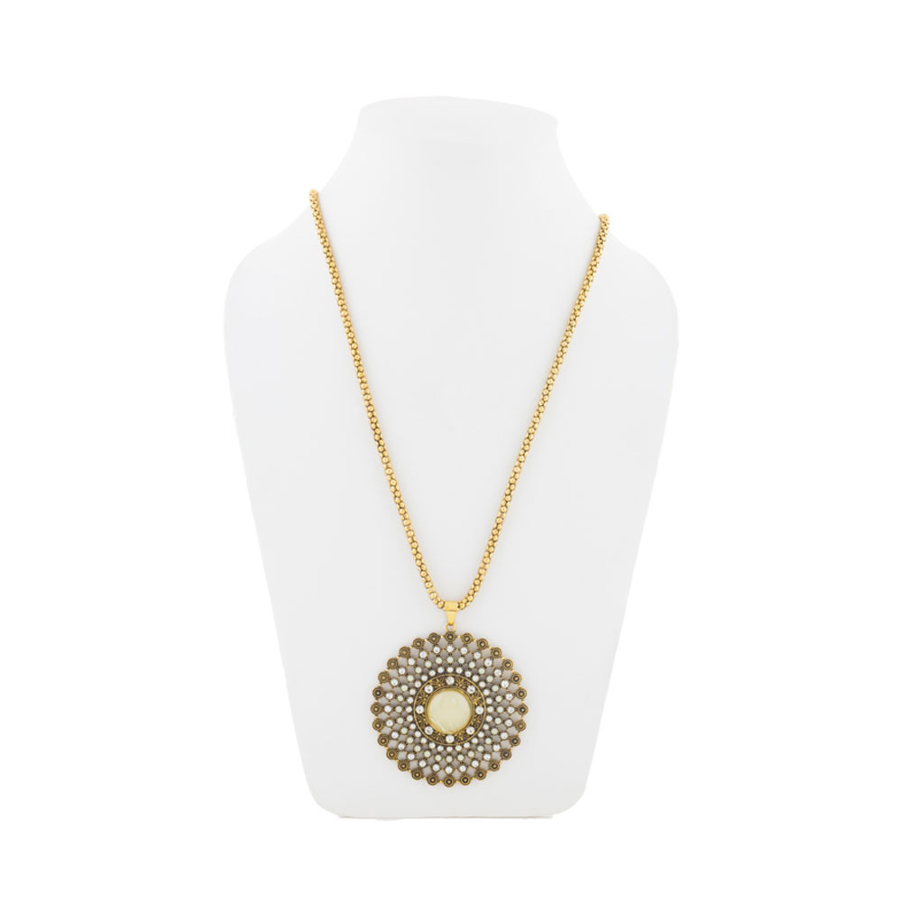 Star-Struck-Pristine-Exclusive-Pendant-Necklace1
